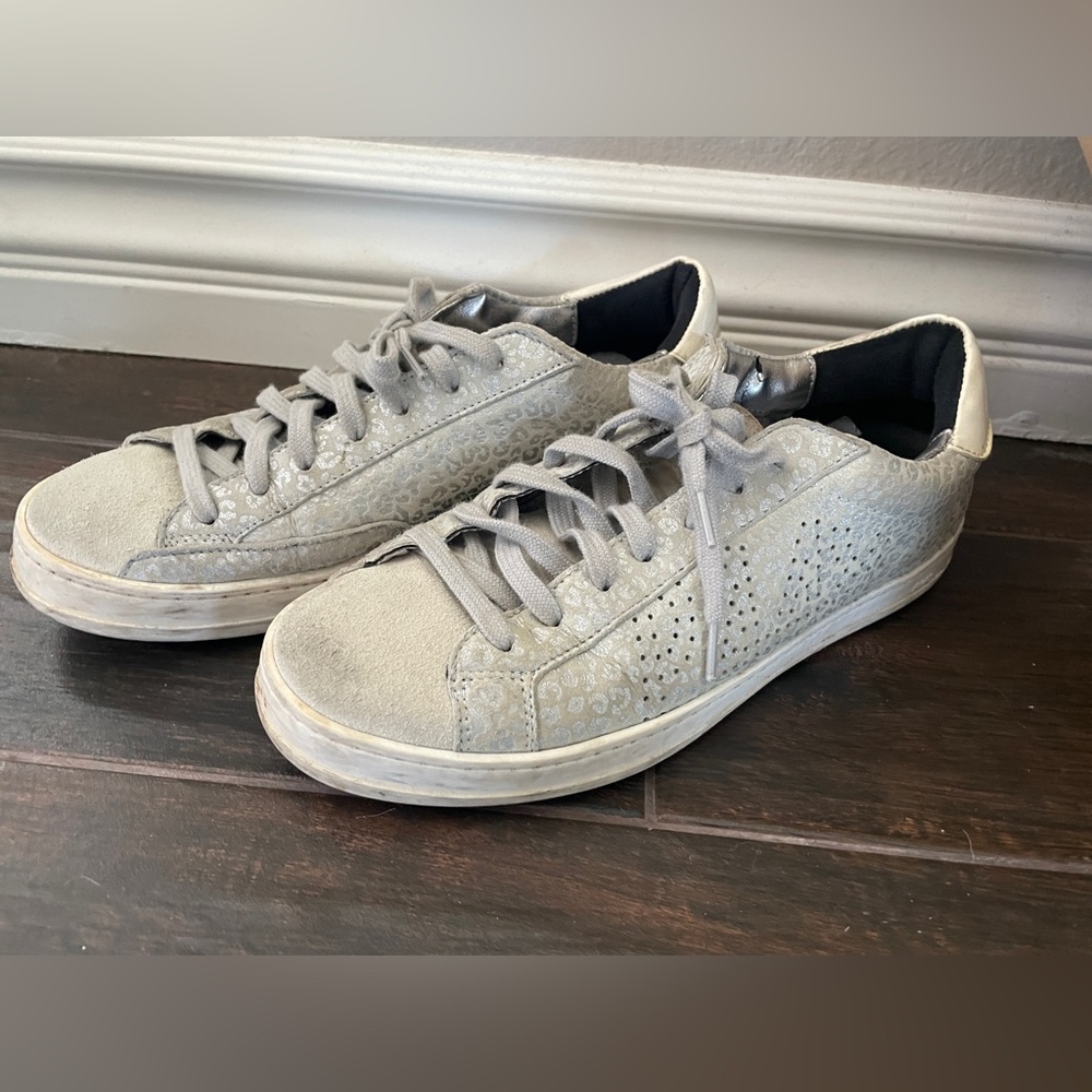 Women’s size P448 Gray Sneakers size 38 / 7.5-8 US